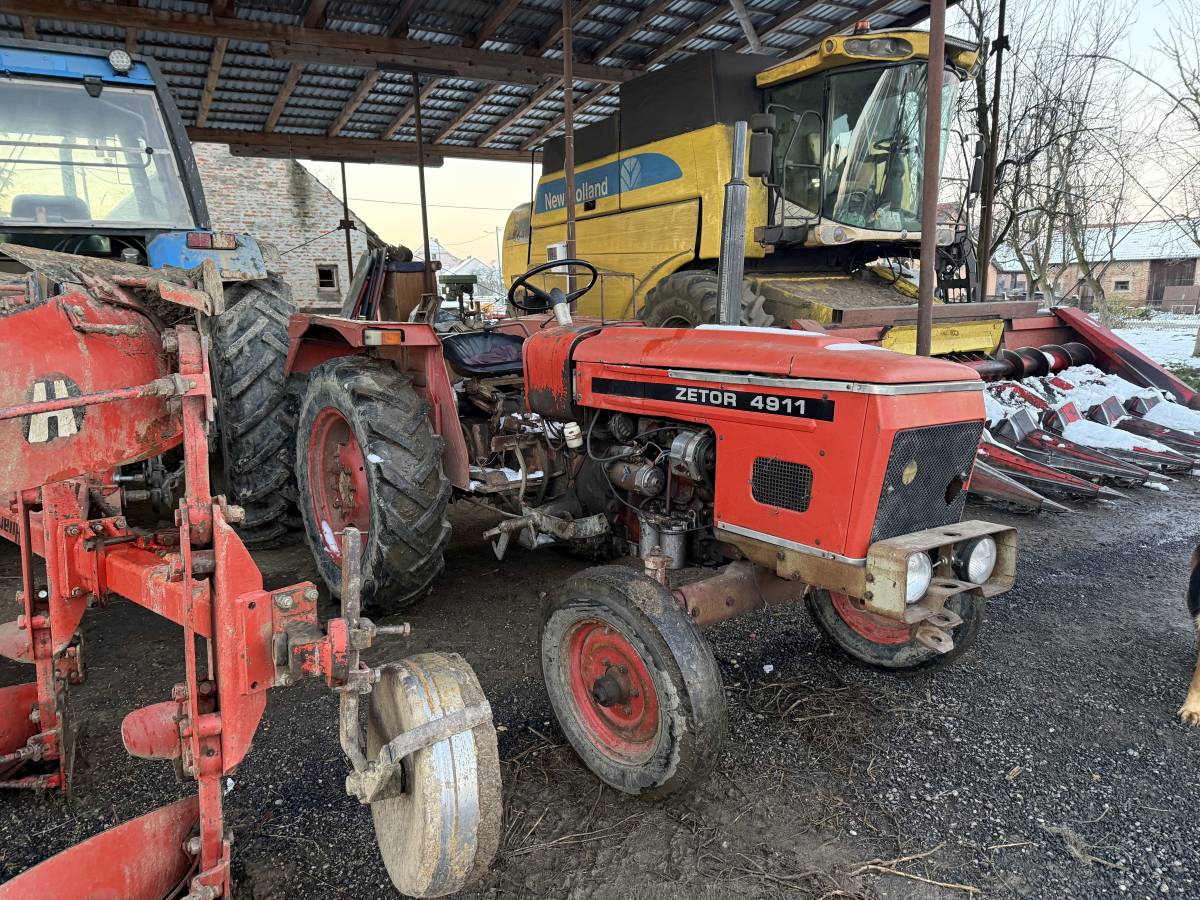 Zetor 4911