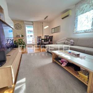 Žnjan, dvosoban, namješten, garažno mjesto