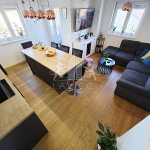 2-soban stan s uređenom krovnom terasom - Zadar, Višnjik