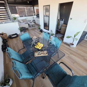 2-soban stan s uređenom krovnom terasom - Zadar, Višnjik