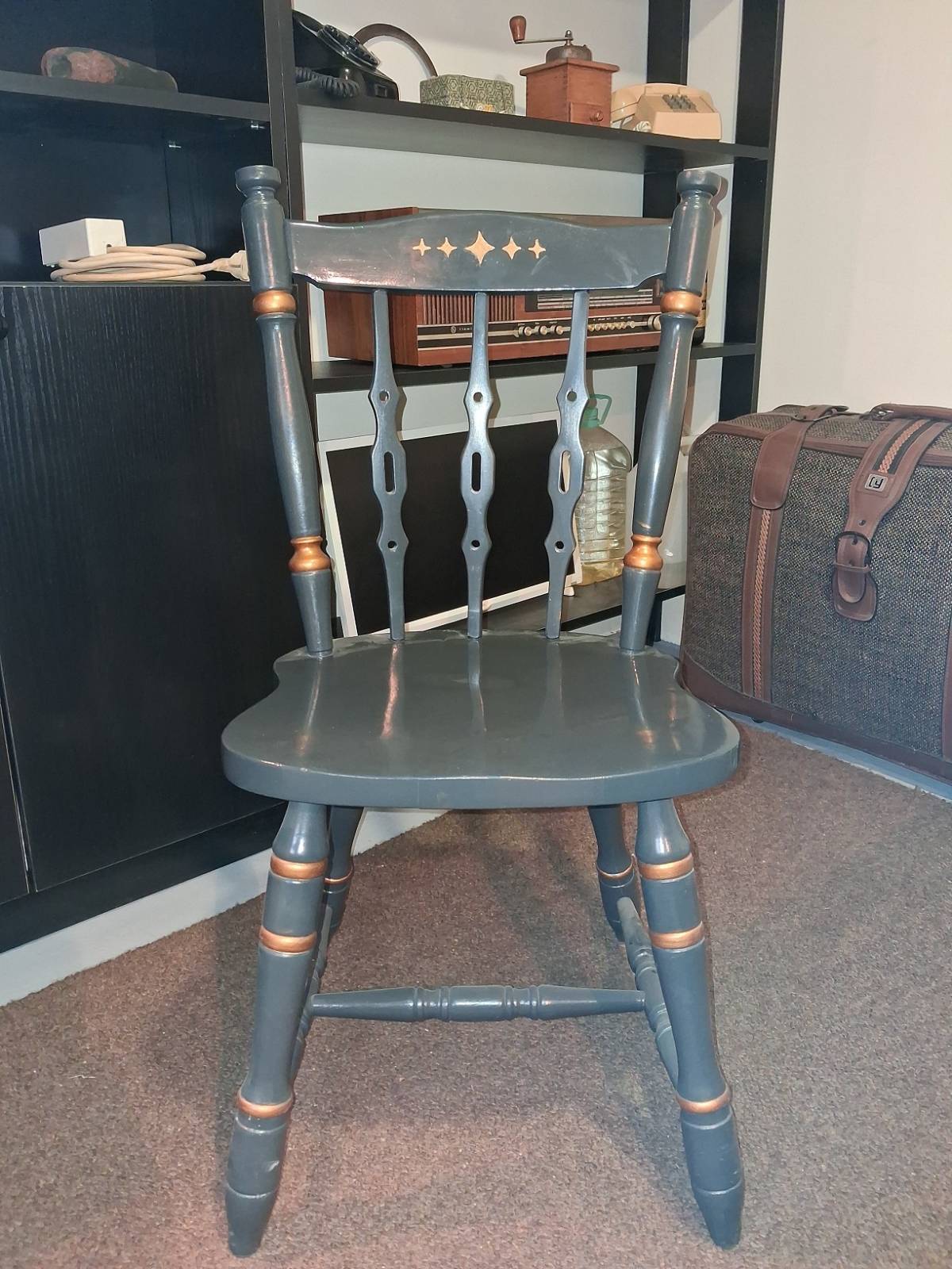 Antikna stolica - Windsor stil -masivno drvo - 80€