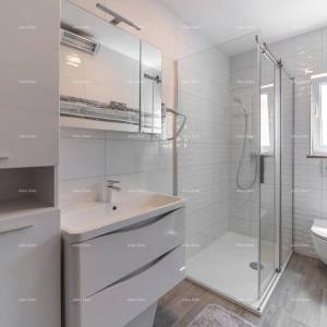 Apartmanska kuća s bazenom!Blizina mora i plaže!  Peroj.