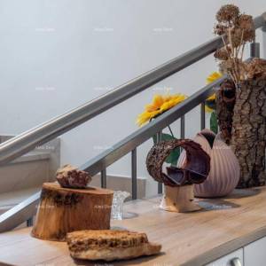 Apartmanska kuća s bazenom!Blizina mora i plaže!  Peroj.