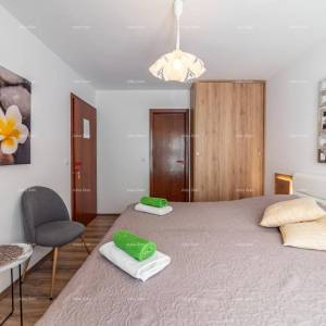 Apartmanska kuća s bazenom!Blizina mora i plaže!  Peroj.