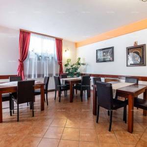 Apartmanska kuća s bazenom!Blizina mora i plaže!  Peroj.