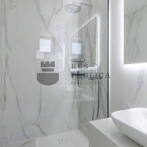 ATRAKTIVAN TROSOBAN STAN - NOVOGRADNJA ŠTIKOVICA/DUBROVNIK