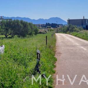 Atraktivno Građevinsko Zemljište u Sućurju