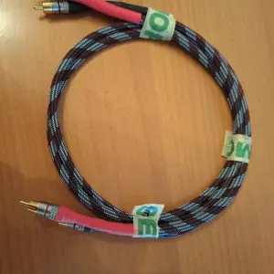 Audiofilski DIY interkonekt kabel MOGAMI 2582, L=1 m B (novo)