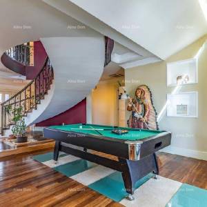 Banjole 7 km od centra grada Pule. 4 km do grada Medulina.