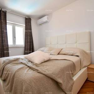 Banjole. Kuća sa 3 apartmana i bazenom.