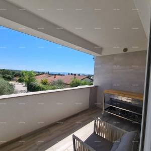 Barbariga – Prostrani stan s pogledom na more