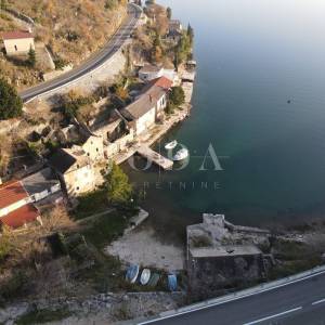 Barić Draga, kamena kuća za adaptaciju prvi red do mora