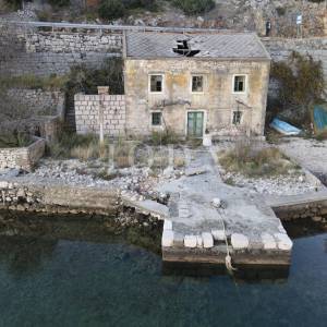 Barić Draga, kamena kuća za adaptaciju prvi red do mora