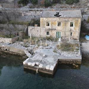 Barić Draga, kamena kuća za adaptaciju prvi red do mora