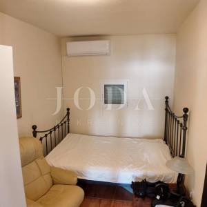 Barić Draga, kuća uz more