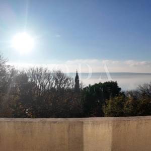 Barić Draga, kuća uz more