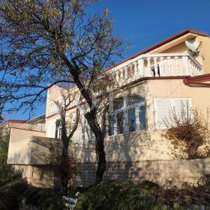 Barić Draga, kuća uz more