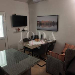 Barić Draga, kuća uz more