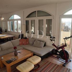 Barić Draga, kuća uz more