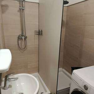 Beli Manastir: kuća za najam, dva stana za radnike