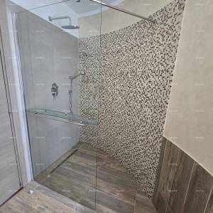 Blizina mjesta Marčane. Samostojeća kuća na velikoj parceli s grijanim bazenom!