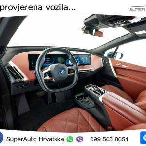 BMW iX 111.5 kWh xDrive50 523 KS, LASER+ACC+PANO+4xGR SJED+HEAD+MASAŽA+360