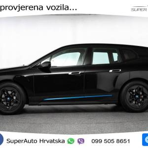 BMW iX 111.5 kWh xDrive50 523 KS, LASER+ACC+PANO+4xGR SJED+HEAD+MASAŽA+360