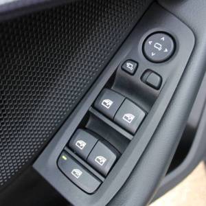 BMW serija 1 118i AUTOMATIK Sportline *LED, NAVIGACIJA, KAMERA*