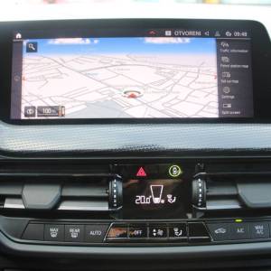 BMW serija 1 118i AUTOMATIK Sportline *LED, NAVIGACIJA, KAMERA*