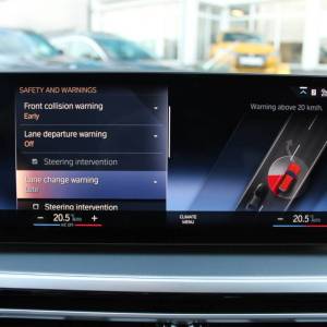 BMW serija 3 Touring 320d xDrive M-paket *LED, NAVIGACIJA, KAMERA*