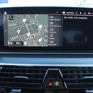 BMW serija 5 530 xDrive M-paket *LED, NAVIGACIJA, KAMERA*