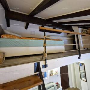 Červar-Porat, Prodaje se namješten stan – blizina mora