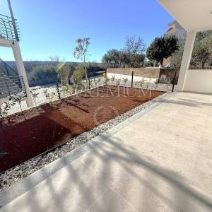 Čižići, novogradnja, apartman u prizemlju!