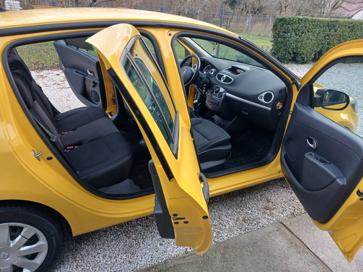 Clio 3 1.5dci 65kw 2012