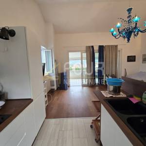 Cres, 120.98m2, 2s+db, lođa, pogled na more