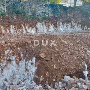 CRIKVENICA, JADRANOVO - zemljište 486 m2 s panoramskim pogledom na more! PRILIKA!