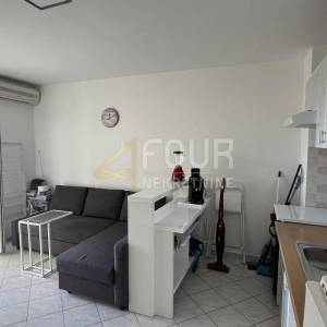 Dramalj, 33.79m2, garsonijera s lođom 