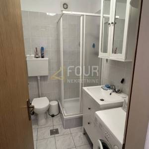 Dramalj, 33.79m2, garsonijera s lođom 