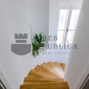 DVA APARTMANA U CENTRU GRADA