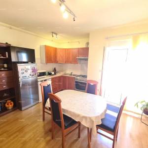 Dvoetažni stan na Vidikovcu! Pula.