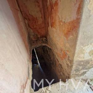 Dvojna kamena kuća u Vrisniku