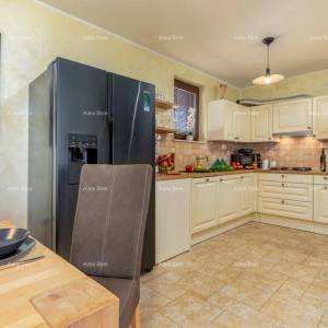 Dvojna kuća - okolica Pule