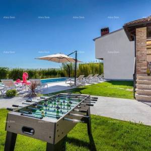 Dvojna kuća - okolica Pule