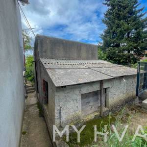 Dvojna kuća, poljsko imanje i maslinik uz more na Hvaru