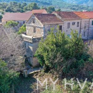 Dvojna kuća u Banskom Dolcu