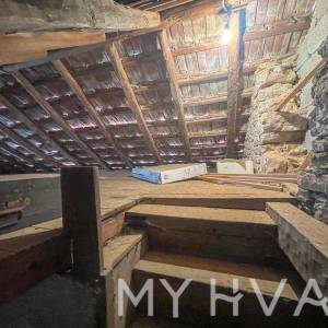 Dvojna Kuća u Gdinju