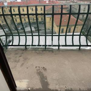 Dvosobni stan 62 m² – Stari grad Rijeka, balkon i pogled, par minuta od Korza