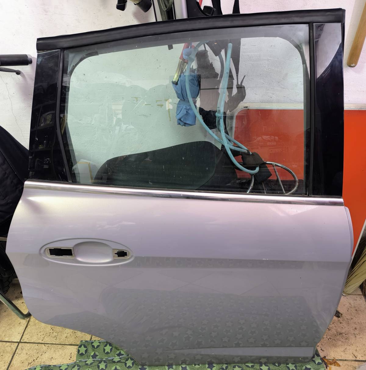 Ford Cmax desna zadnja vrata