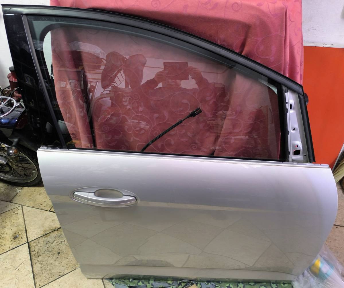 Ford Cmax vrata desna