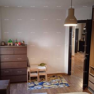 FORUM PJEŠAČKA ZONA. Prodaja lijepo uređenog stana na atraktivnoj lokaciji, Pula, centar!